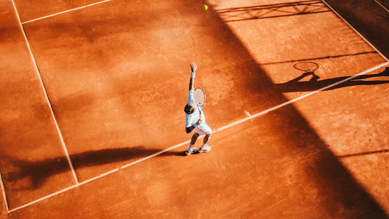 Eala vira sobre Pegula, fatura o primeiro título WTA e mostra por que remontada em tênis vale dobrado